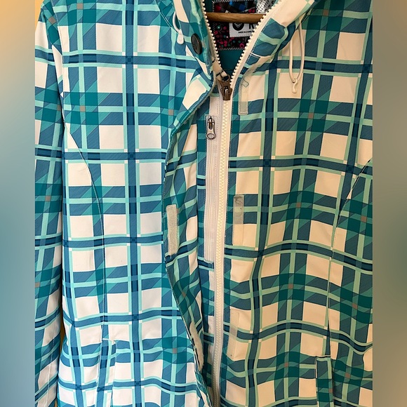 Geometric Roxy Ski/Snowboard Jacket - Picture 3 of 5